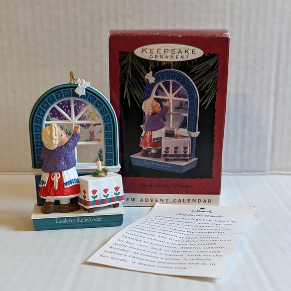 Hallmark Other - Hallmark Keepsake Ornament Look for the Wonder Advent Calendar 1993